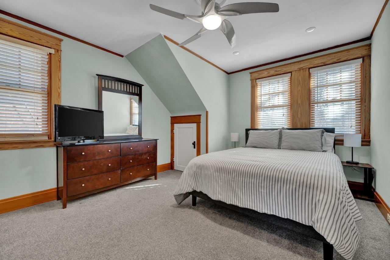Oakley Square 3Br Charmer - Total Walkability Home Цинциннаті Екстер'єр фото